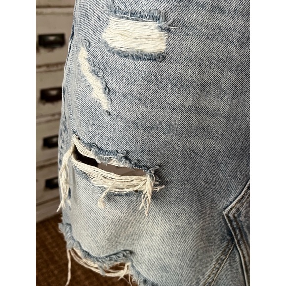 Anthropologie Pilcro Destroyed Denim Mini Skirt Size 0 - Picture 10 of 13